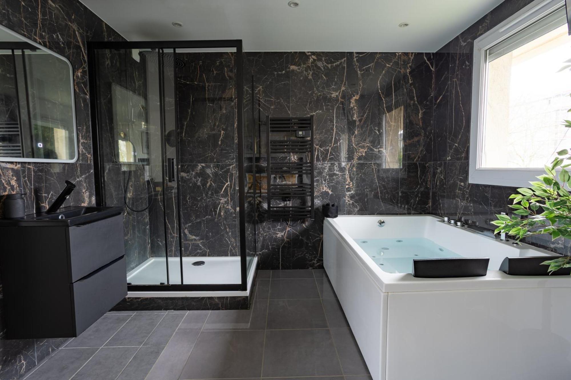 Evasion Romantique Avec Jacuzzi Savigny-le-Temple Exterior foto